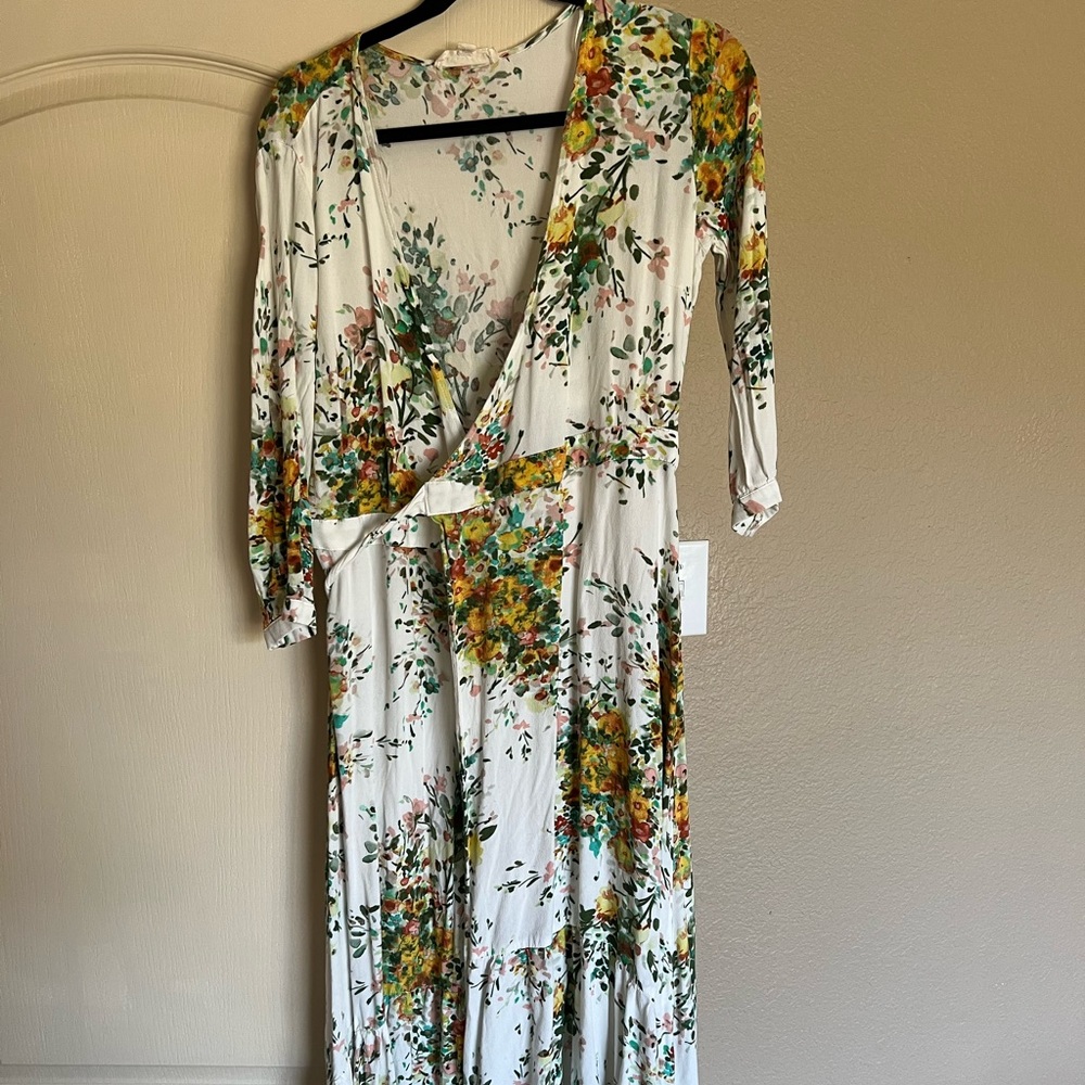 VICI collection true wrap dress